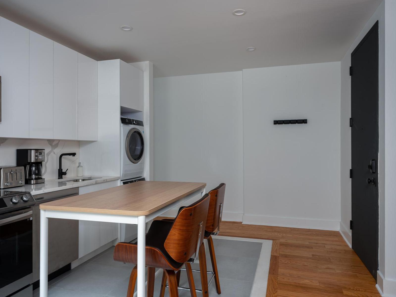 Three Bedroom Brooklynite Suite! New York Exterior foto